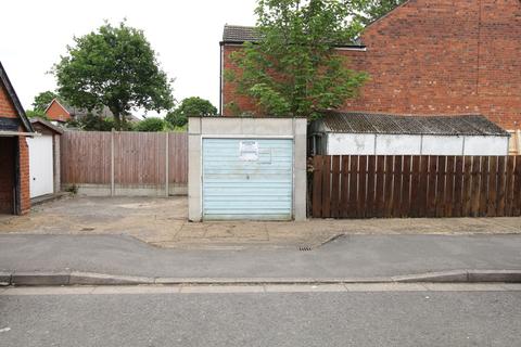 Property to rent, Garage 2 - 5 Church Drive, Boultham Park, Lincoln, Lincolnshire, LN6 7AX