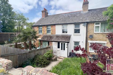 42 Broomfield Road, Folkestone, CT19 4DH