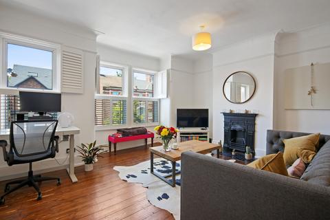 1 bedroom flat for sale - Eastcombe Avenue, Charlton, SE7