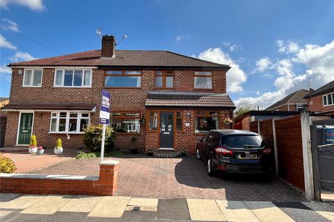 4 bedroom semi-detached house for sale, Yarwood Close, Heywood, Greater Manchester, OL10