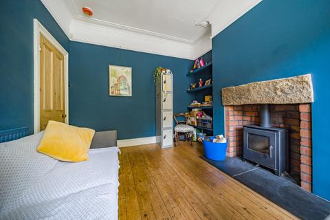 3 bedroom terraced house for sale - Meanwood Road, Leeds, West Yorkshire, LS7
