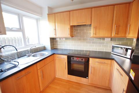 2 bedroom apartment to rent, Wey View Court, Walnut Tree Close, Guildford, Surrey, GU1