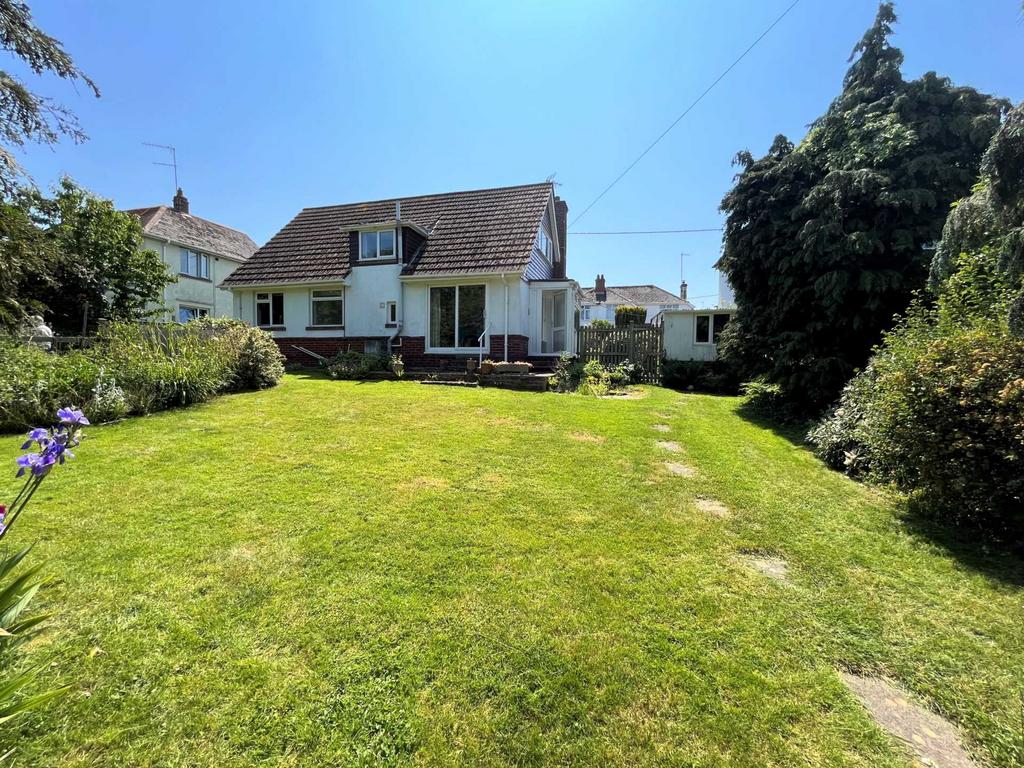 Holland Road, Exmouth 3 bed detached bungalow for sale £450,000