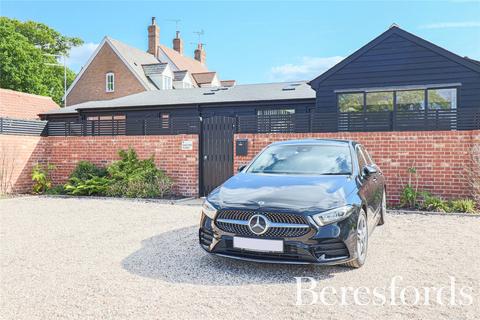 2 bedroom bungalow for sale, Smiths Yard, Great Bardfield, CM7