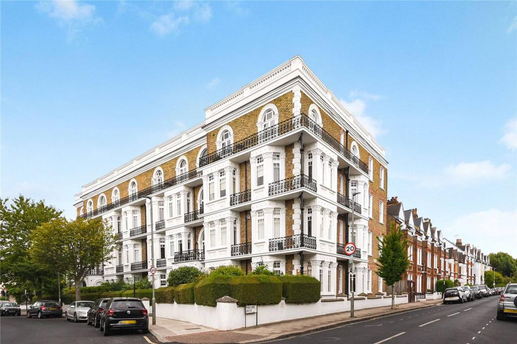 Sisters Avenue, Battersea, London, SW11 1 bed flat £1,450 pcm (£335 pw)