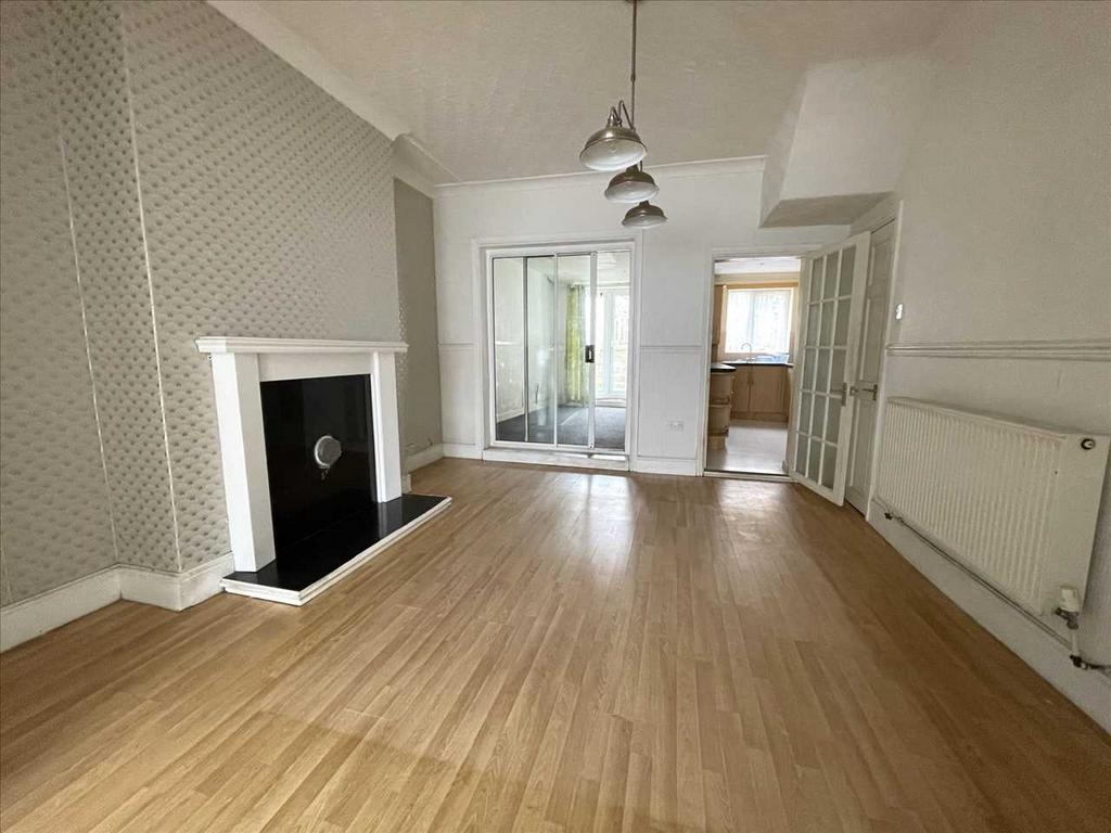 Scarborough Road, Filey 3 bed house for sale £149,950
