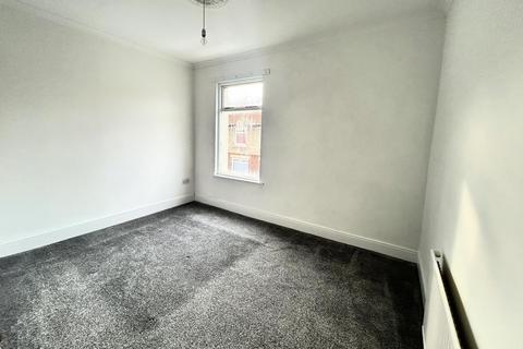 2 bedroom terraced house to rent, Helmsley Street, Hartlepool TS24