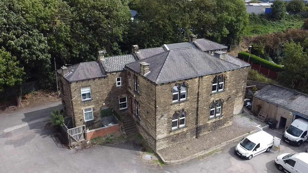1 Nab Lane, Birstall, West Yorkshire, WF17 Office to rent £10 pcm (£2 pw)