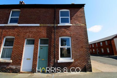 2 bedroom end of terrace house to rent, Blakiston Street, Fleetwood, FY7