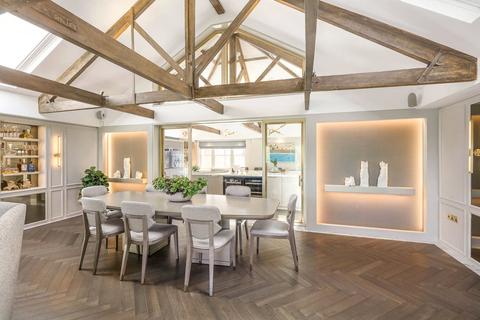 3 bedroom penthouse for sale, Eaton Square, London