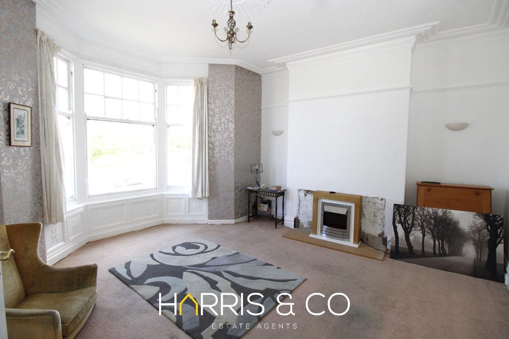 Mount Road, Fleetwood, FY7 4 bed block of apartments for sale £240,000