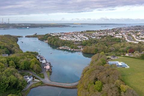 3 bedroom semi-detached house for sale, Milton Crescent, Milford Haven, Pembrokeshire, SA73