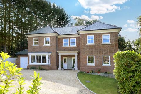 4 bedroom detached house for sale, The Woodlands, Penn, HP10