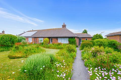 11 Belcaire Close, Lympne, Hythe, CT21 4JT