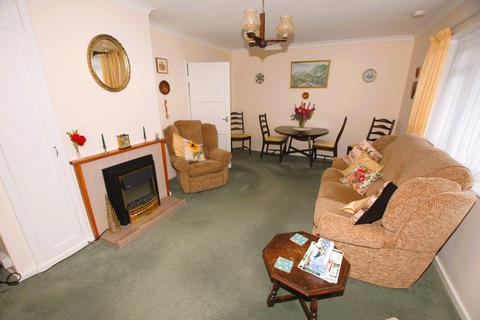 11 Belcaire Close, Lympne, Hythe, CT21 4JT