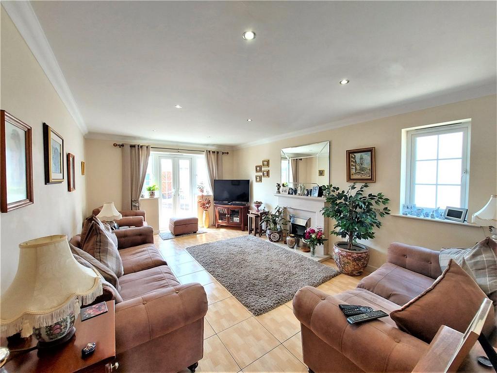 Stanley Green Road, Poole, BH15 3 bed detached house for sale £450,000