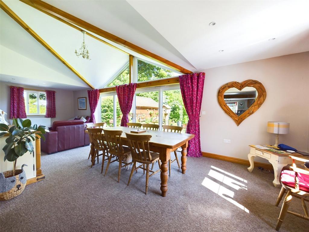 Belstone, Devon 6 bed detached house for sale £900,000