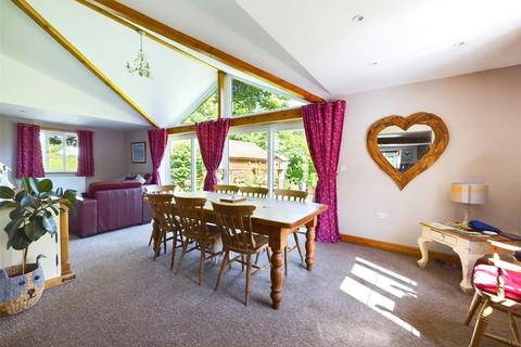 6 bedroom detached house for sale, Belstone, Devon