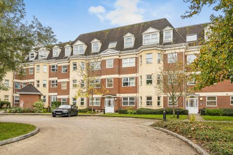 2 bedroom flat to rent, Elmhurst Court, Camberley