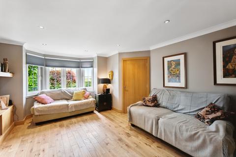 32 Pine Crescent, Menstrie, FK11 7DT