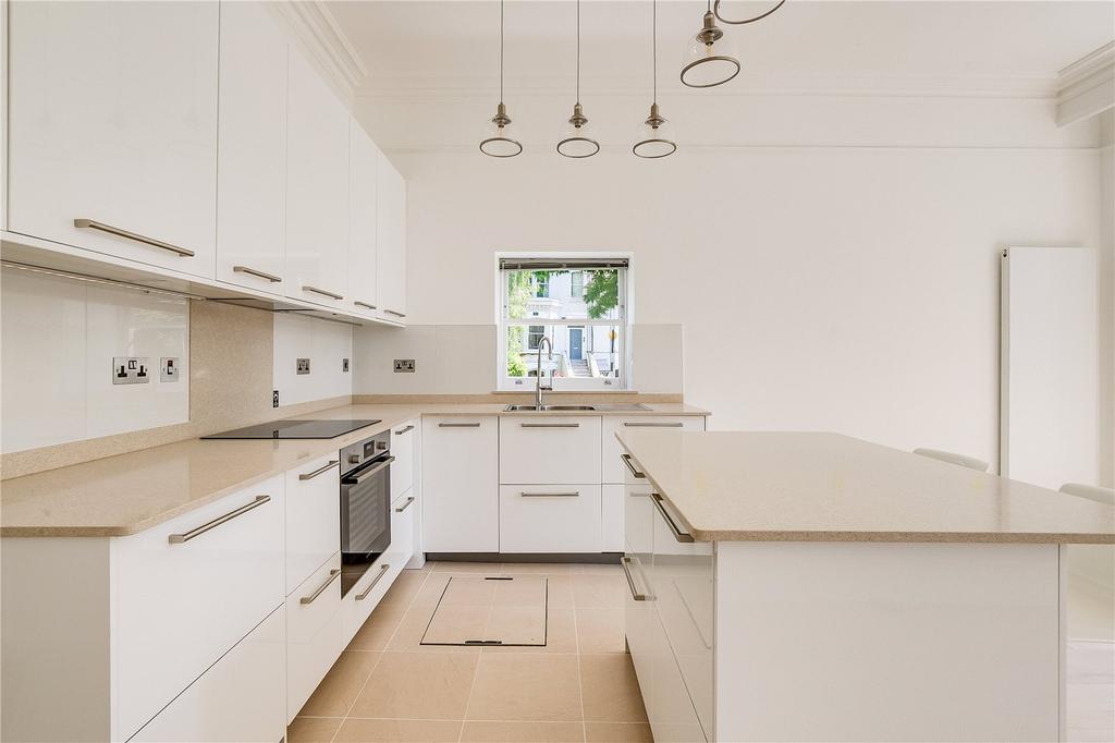 Apartment in London - View 5