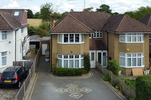 42 Middleton Drive, Pinner, HA5 2PG