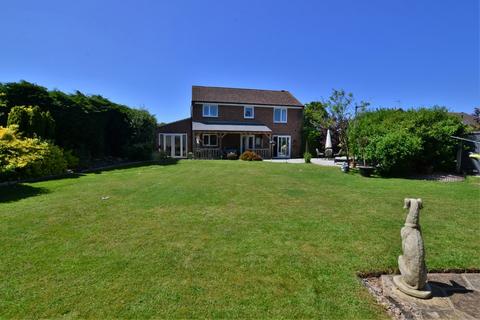 19 Belton Grove, Grantham, NG31 9HH
