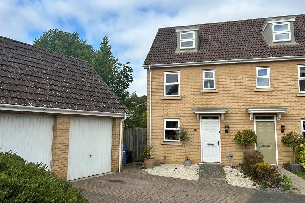 Spicer Way, Great Cornard 3 bed semidetached house £1,095 pcm (£253 pw)