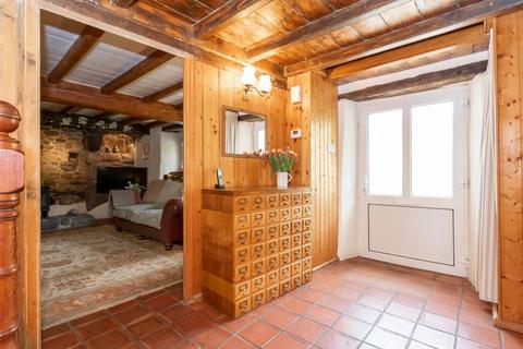 5 bedroom semi-detached house for sale, Les Friquets, St. Andrew, Guernsey