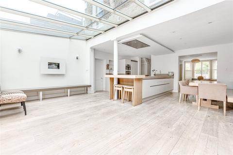 5 bedroom terraced house to rent, Salcott Road, London