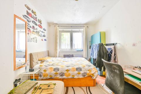Flat 3, Barnard House Ellsworth Street, London, E2 0AT