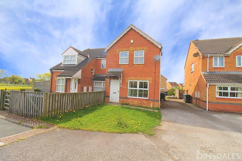 Ellerburn Drive, Buttershaw, Bradford, BD6 3UH 3 bed semidetached