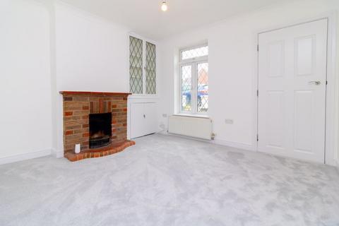 139 Buxton Lane, Caterham, CR3 5HN