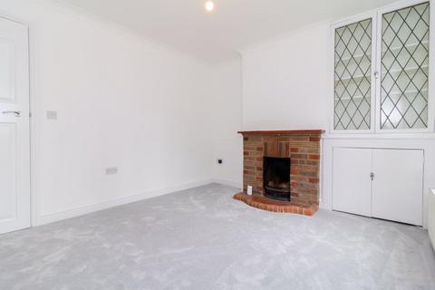139 Buxton Lane, Caterham, CR3 5HN