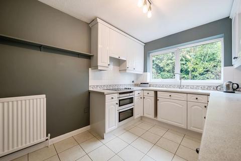 3 Betula Close, Kenley, CR8 5ET