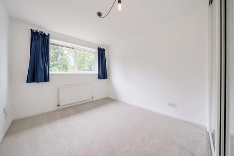 3 Betula Close, Kenley, CR8 5ET