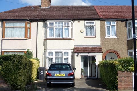 4 bedroom terraced house for sale, Leamington Road, Southall