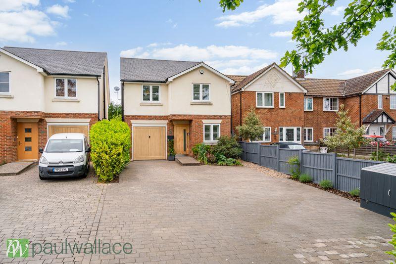 Middle Street, Nazeing 5 bed detached house for sale £800,000