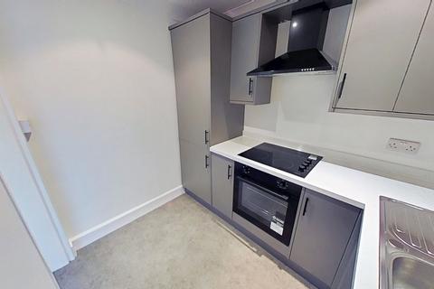 3 bedroom flat to rent, Gorgie Road, Edinburgh, EH11