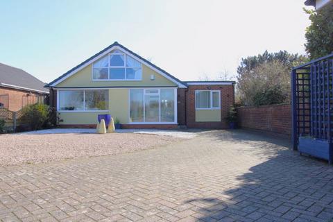 3 bedroom detached bungalow for sale, Harpur Close, Walsall, WS4 2DR