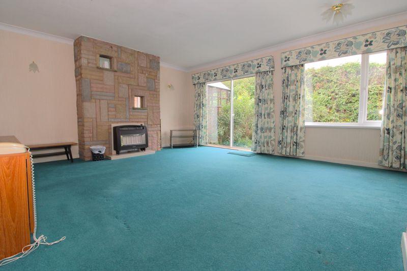 Elmdale Drive, Aldridge, WS9 8LQ 3 bed semidetached house for sale £