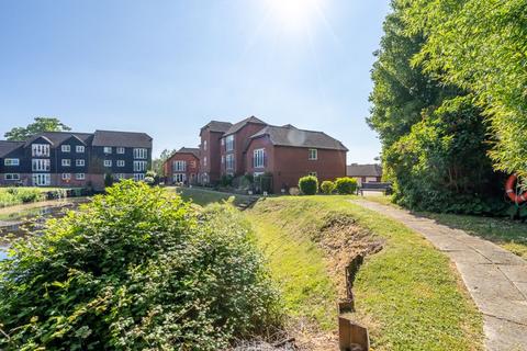 2 bedroom apartment for sale, Old Bridge Road, Chichester