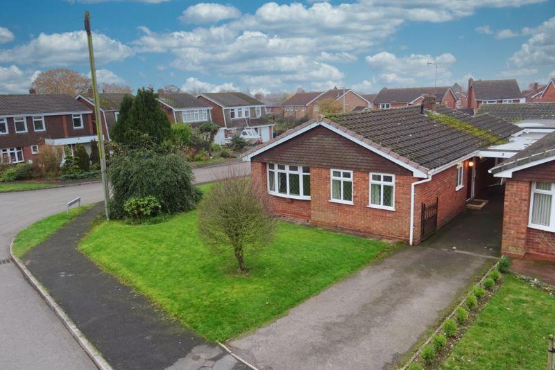 Old Barn Close, Gnosall 3 bed detached bungalow £285,000