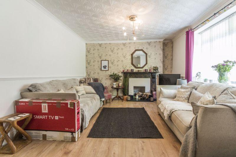Commercial Road, Newport REF 00021730 3 bed end of terrace house for