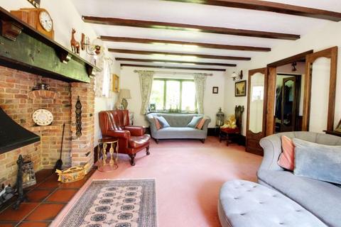 4 bedroom detached house for sale, Tolmers Road, Cuffley EN6