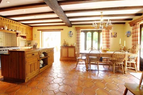 undefined, Tolmers Road, Cuffley EN6