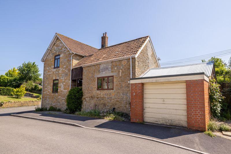 Cary Road, North Cadbury 3 bed character property £465,000