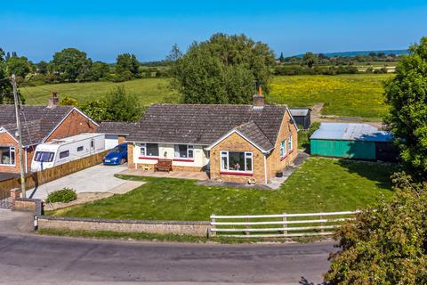 3 bedroom bungalow for sale, Moorland, Bridgwater, Somerset, TA7