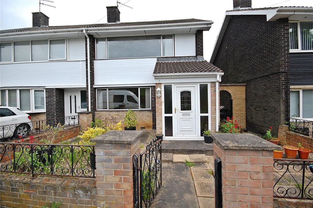 Farnham Road, Newton Hall, Durham, DH1 2 bed end of terrace house for