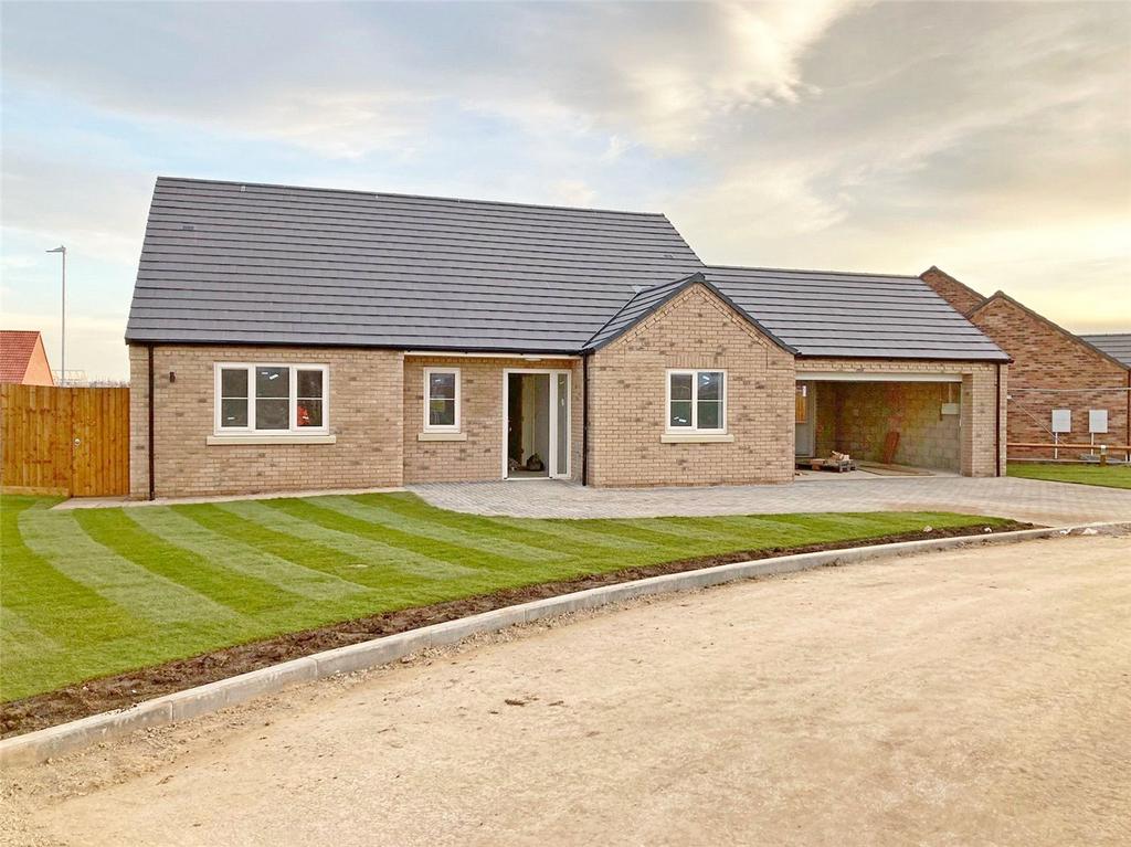 PLOT 48, KESTON FIELDS, Pinchbeck, Spalding, Lincolnshire, PE11 3 bed bungalow for sale £409,000